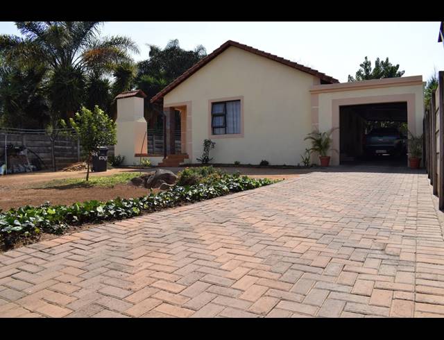 3 BEDROOM DUET FOR SALE IN MOUNTAIN VIEW